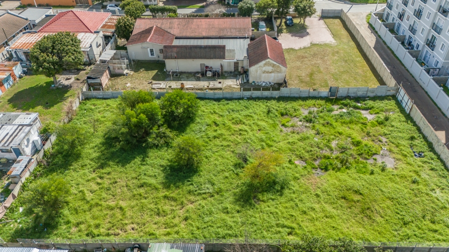 7 Bedroom Property for Sale in Wetton Western Cape